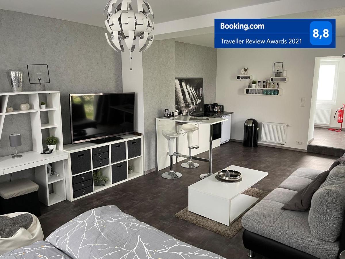 W1 - Kontaktloser 24H Check In, W-Lan, Netflix, Parkplatz, Kueche, Boxspring-Bett Bueckeburg Luaran gambar