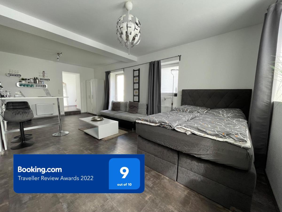 W1 - Kontaktloser 24H Check In, W-Lan, Netflix, Parkplatz, Kueche, Boxspring-Bett Bueckeburg Luaran gambar